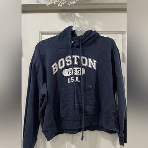 Brandy Melville cropped navy hoodie Boston